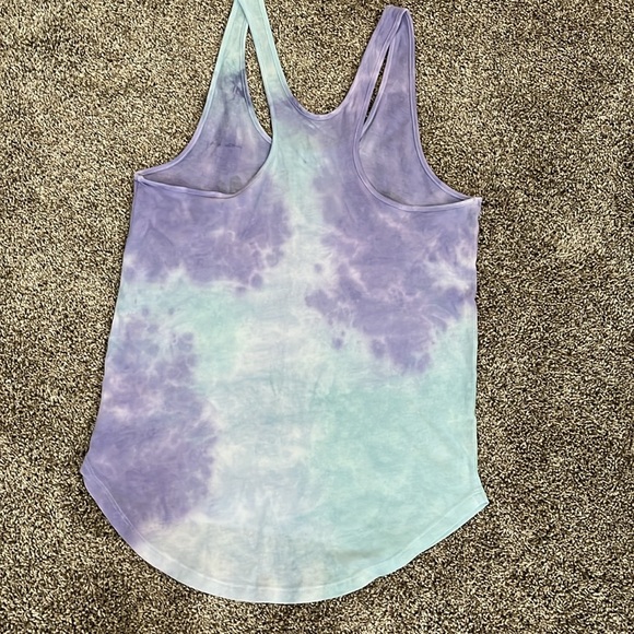 PINK Tank - Picture 3 of 3